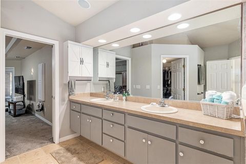 Tiny photo for 3300 SE 45th Avenue, Ocala, FL 34480 (MLS # OM717999)