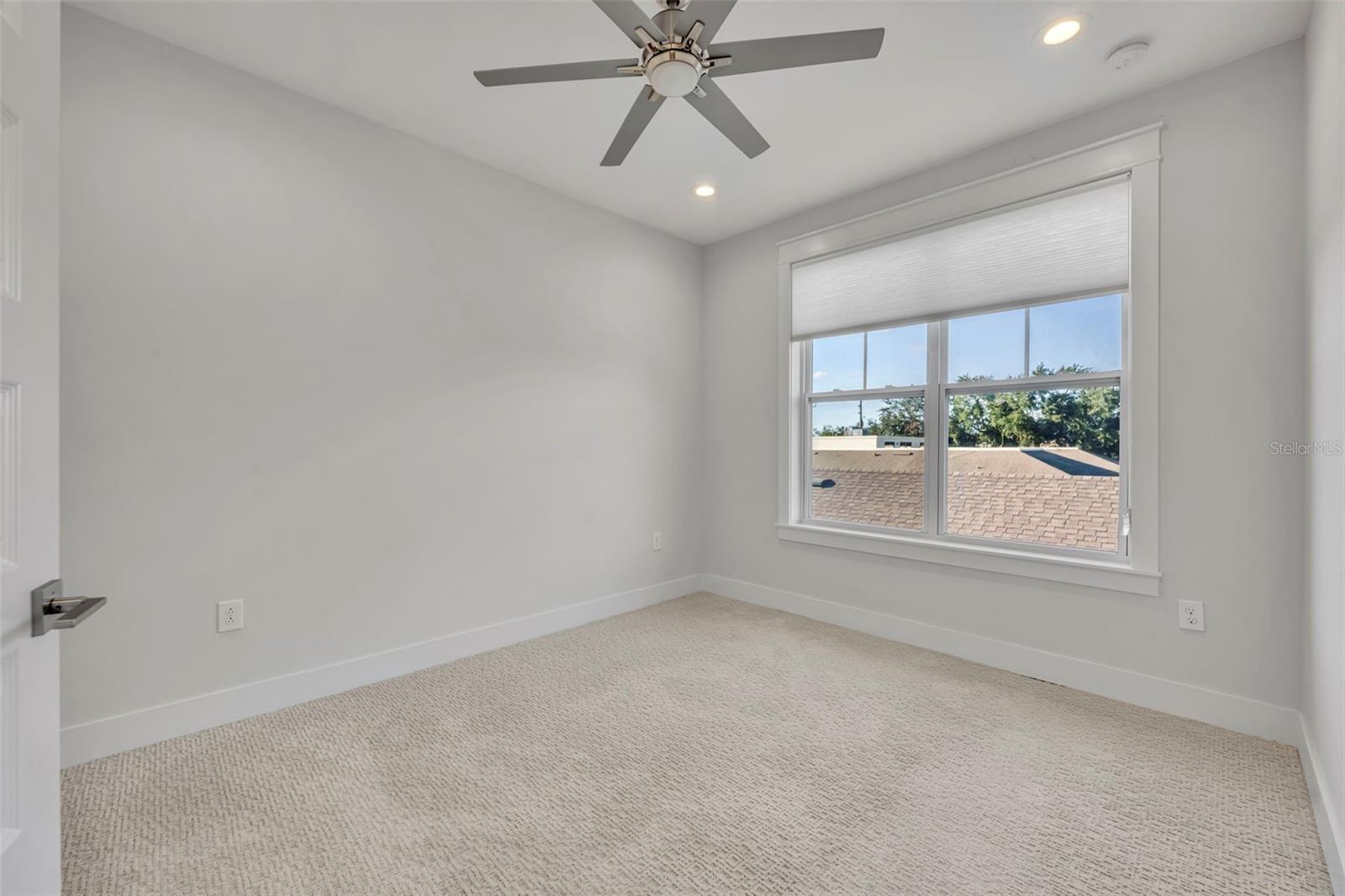 PARK SHORE - Residential