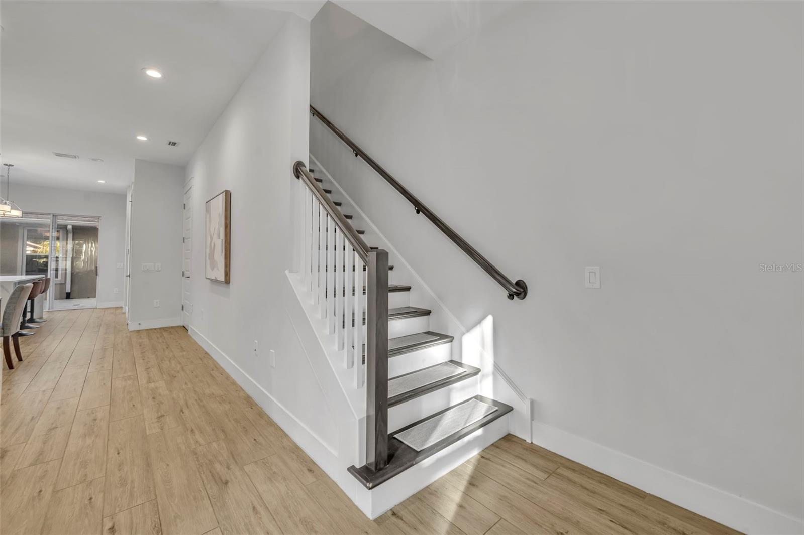 PARK SHORE - Residential