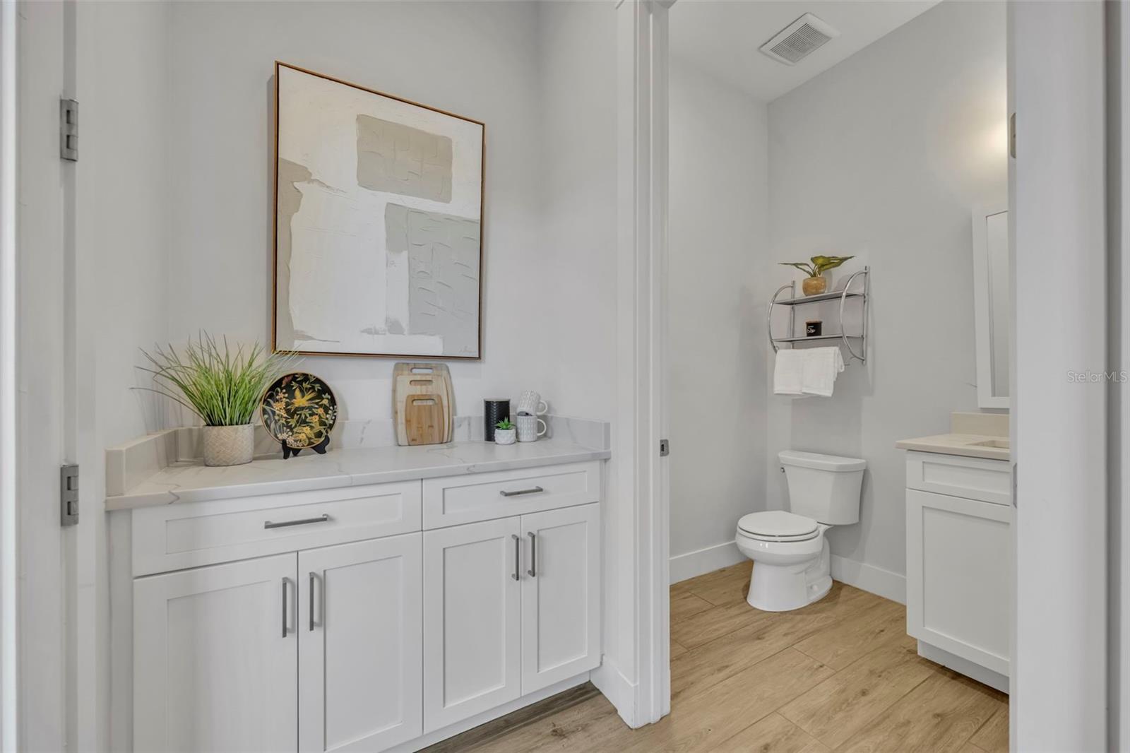 PARK SHORE - Residential