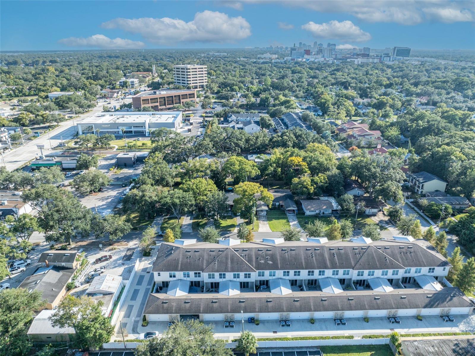 PARK SHORE - Residential