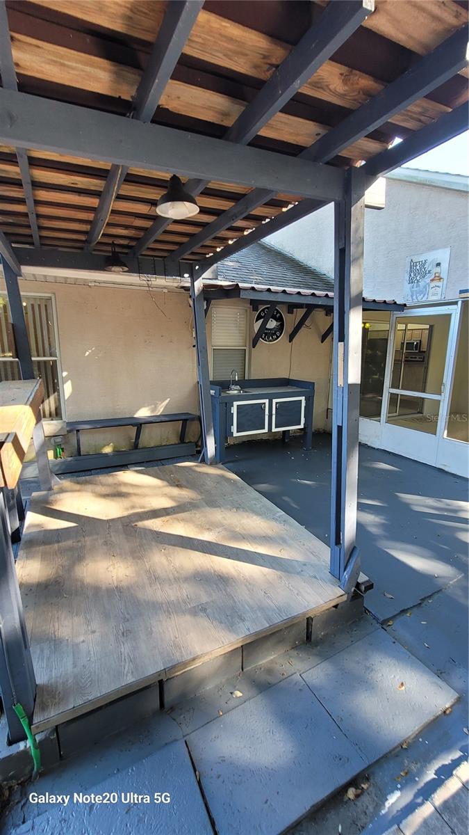 MONTCLAIR  PH I - Residential Lease