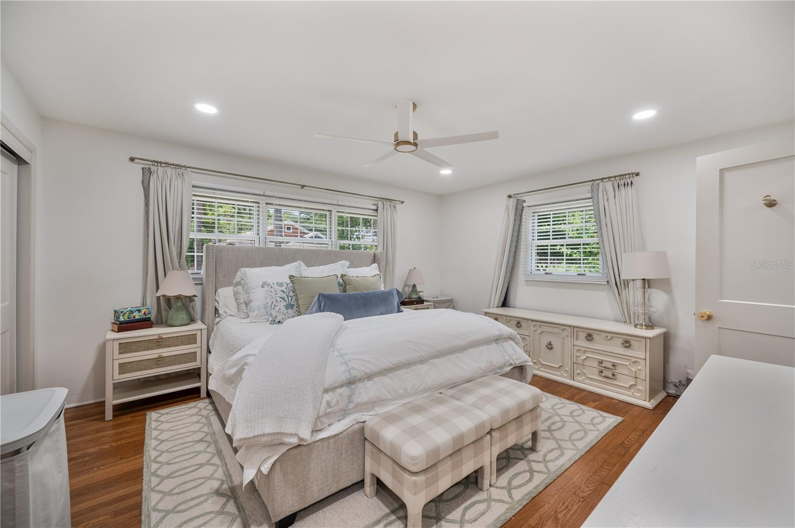 HAWTHORNE COURT RESUB - Residential