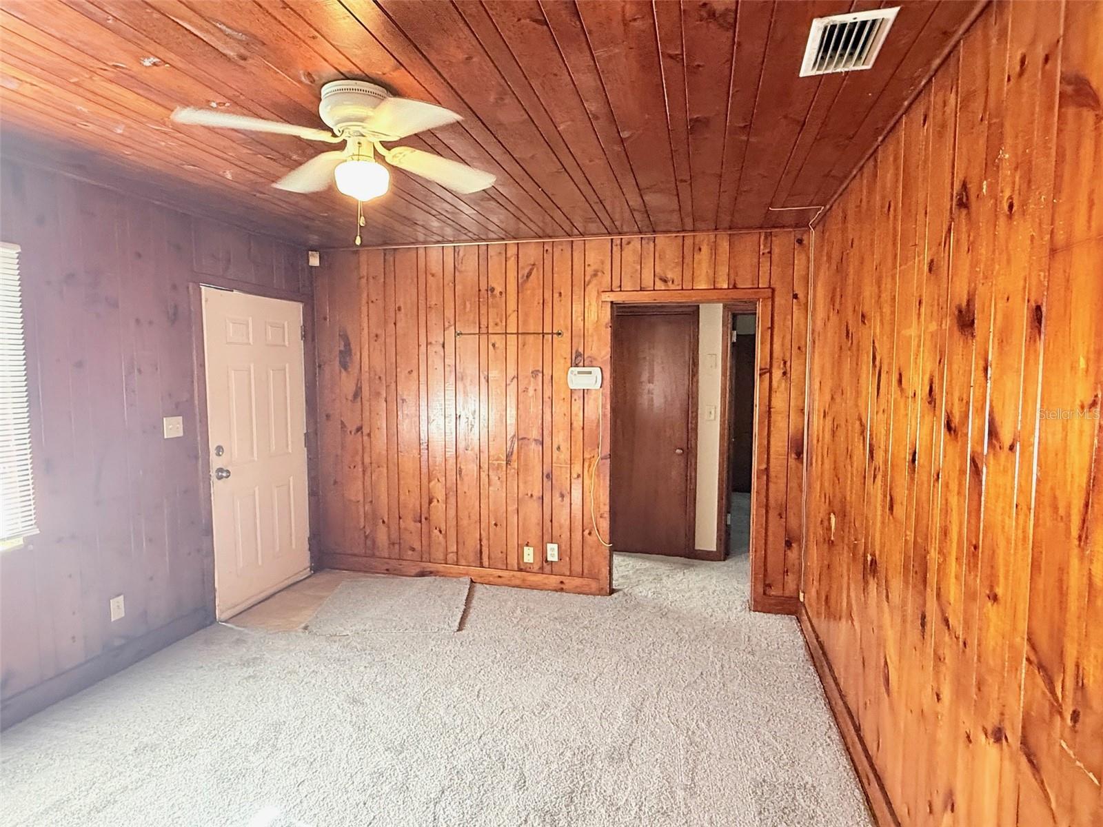 2835 DR MARTIN LUTHER KING JR STREET S