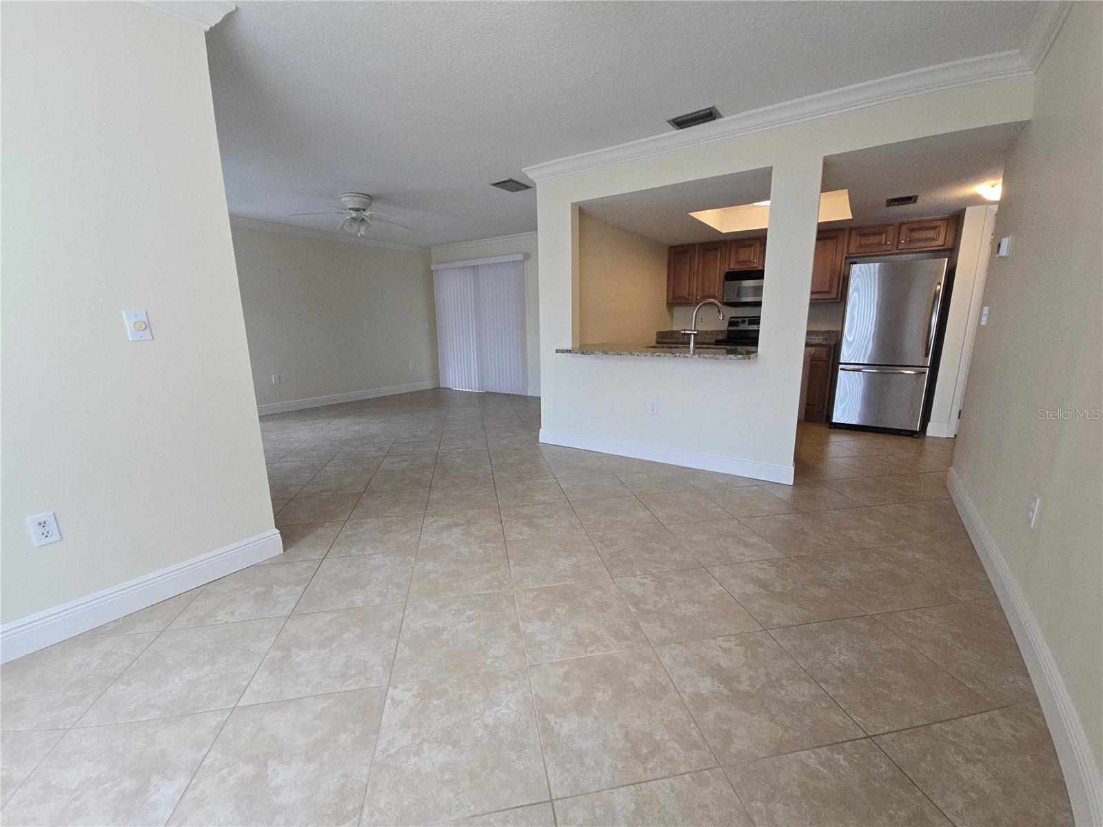 COURTYARD SQUARE - Residential