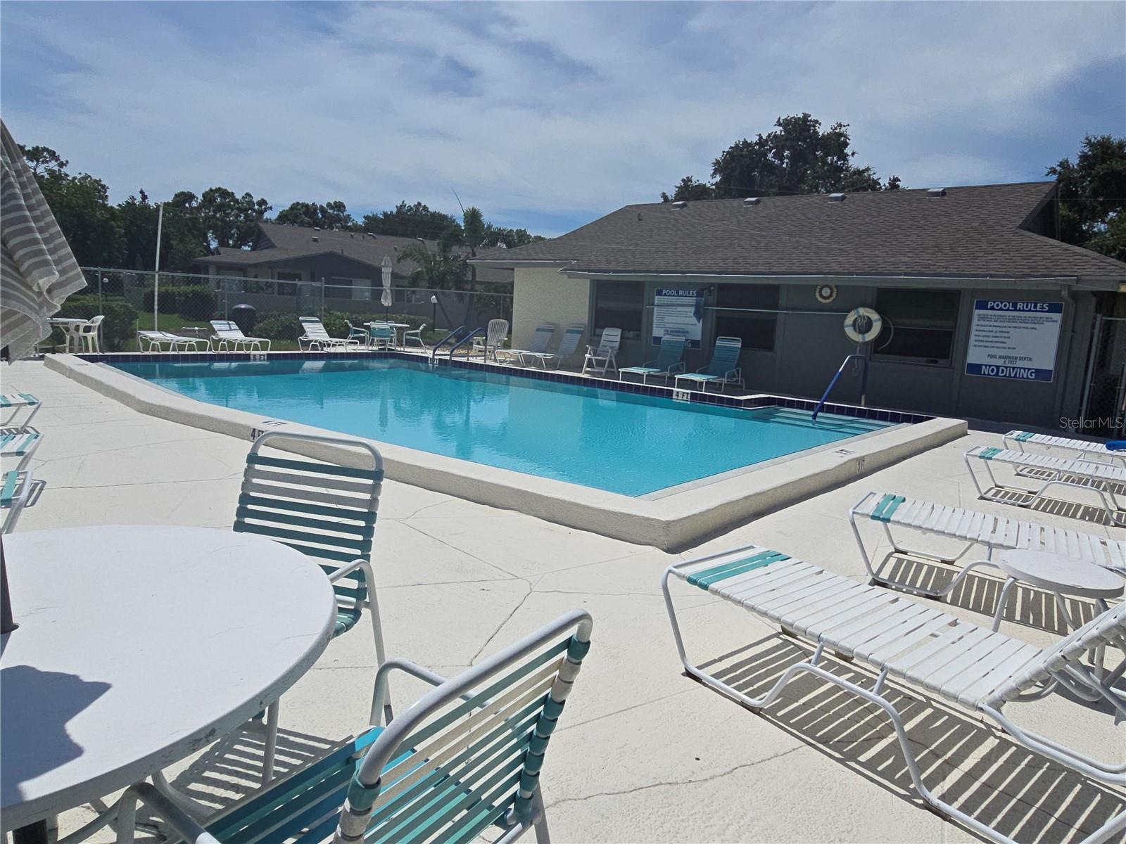 COURTYARD SQUARE - Residential