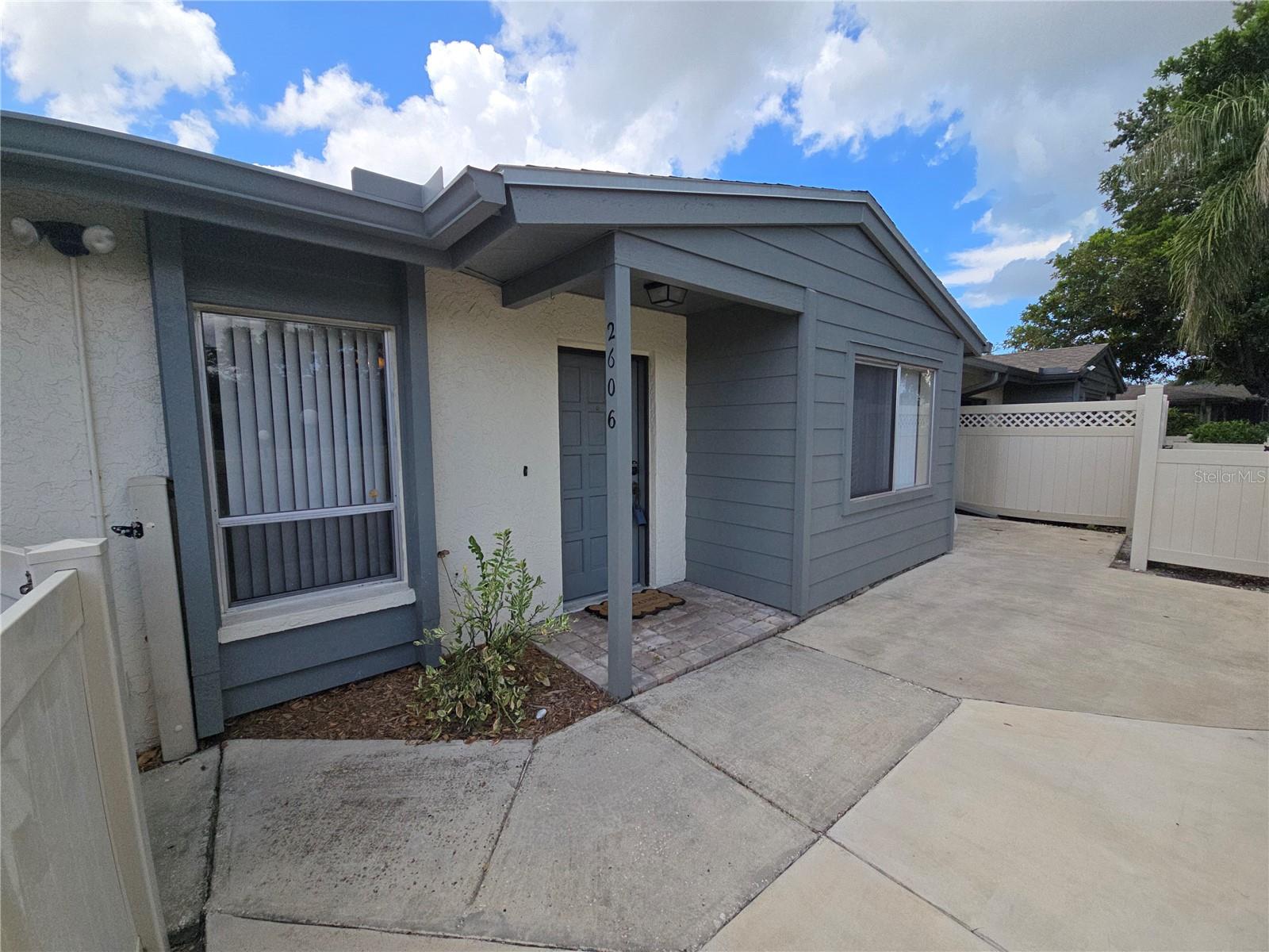 2606 29TH AVE W 12