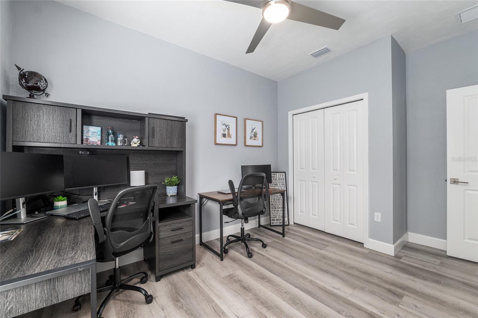 GRAND OAKS AT TOWER PH 2 PB 37 PG 63 - Residential