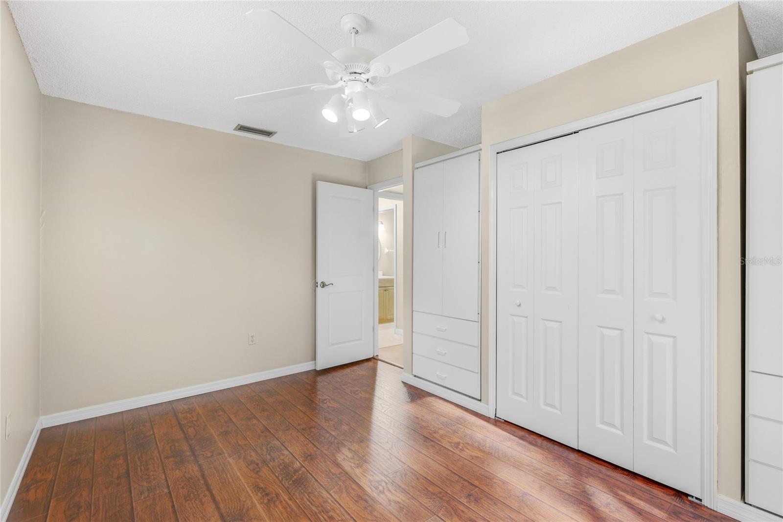 TURTLE CREEK 2 - Residential