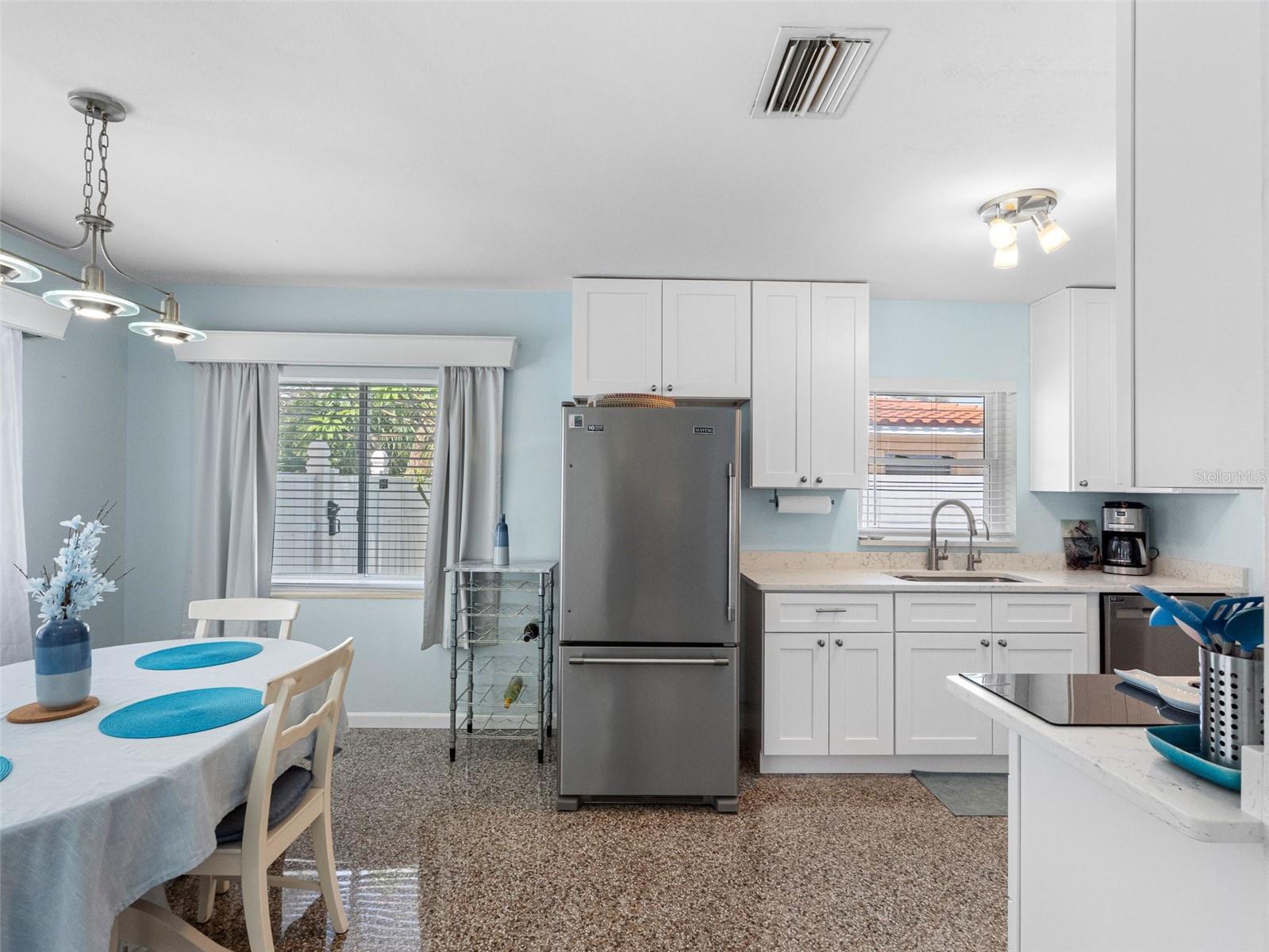 ST PETERSBURG BEACH NORTH UNIT 7 - Residential