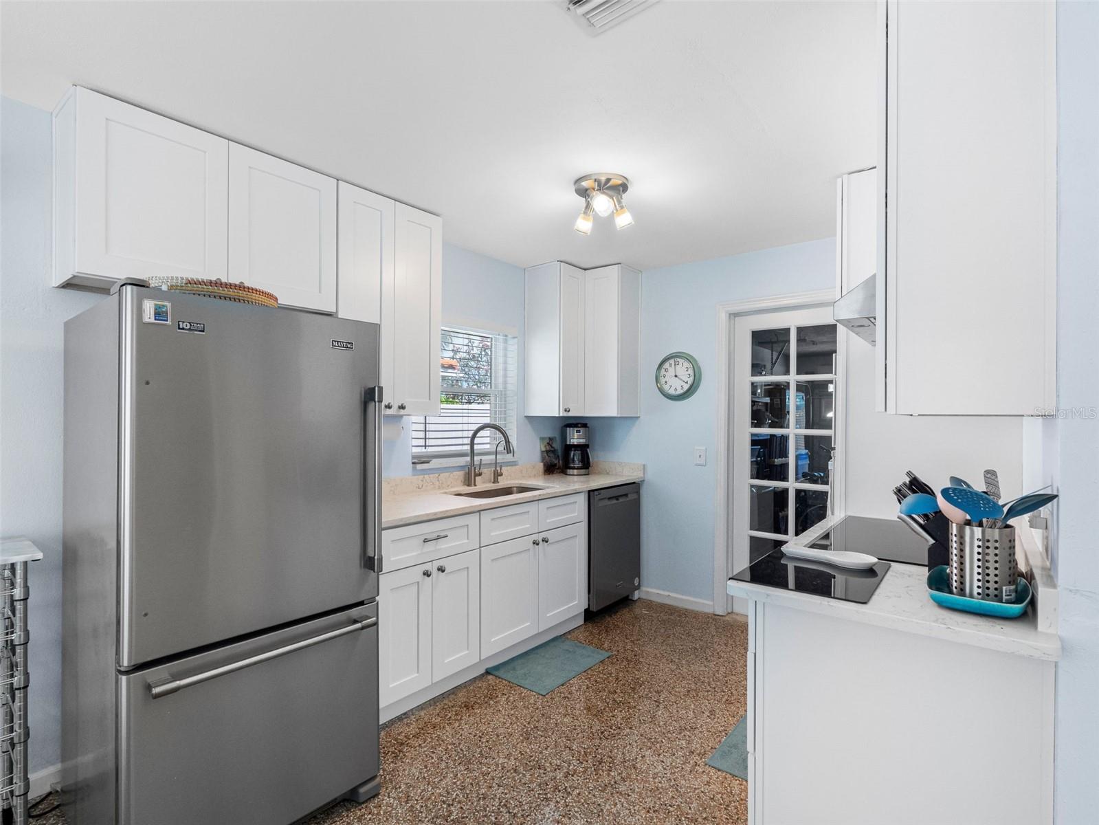 ST PETERSBURG BEACH NORTH UNIT 7 - Residential