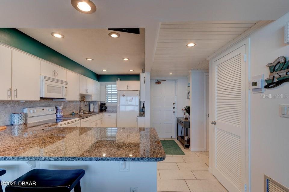 ORMOND BEACH SURFSIDE CLUB NORTH & SOUTH CONDO - Residential