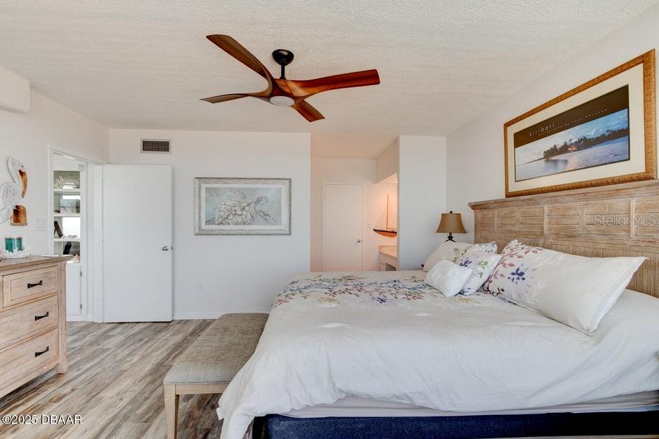 ORMOND BEACH SURFSIDE CLUB NORTH & SOUTH CONDO - Residential