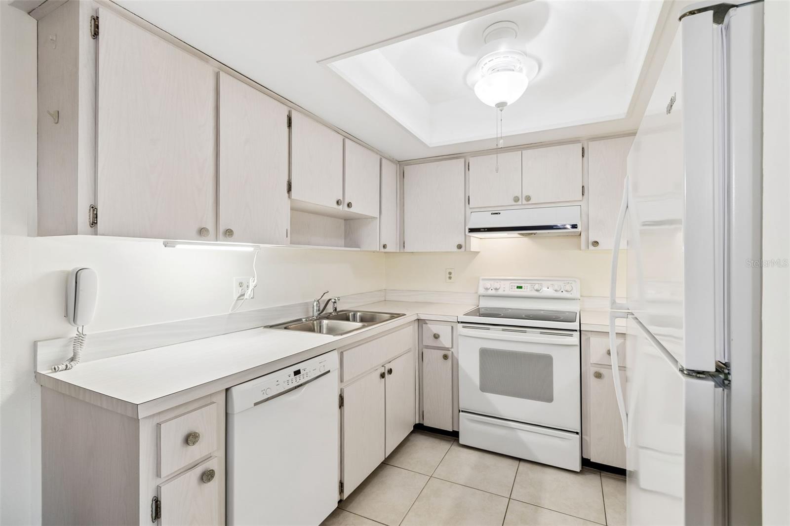 VILLA CONDO I - Residential