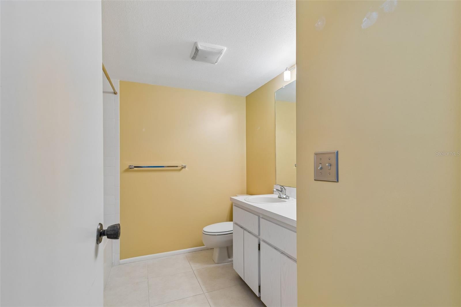 VILLA CONDO I - Residential