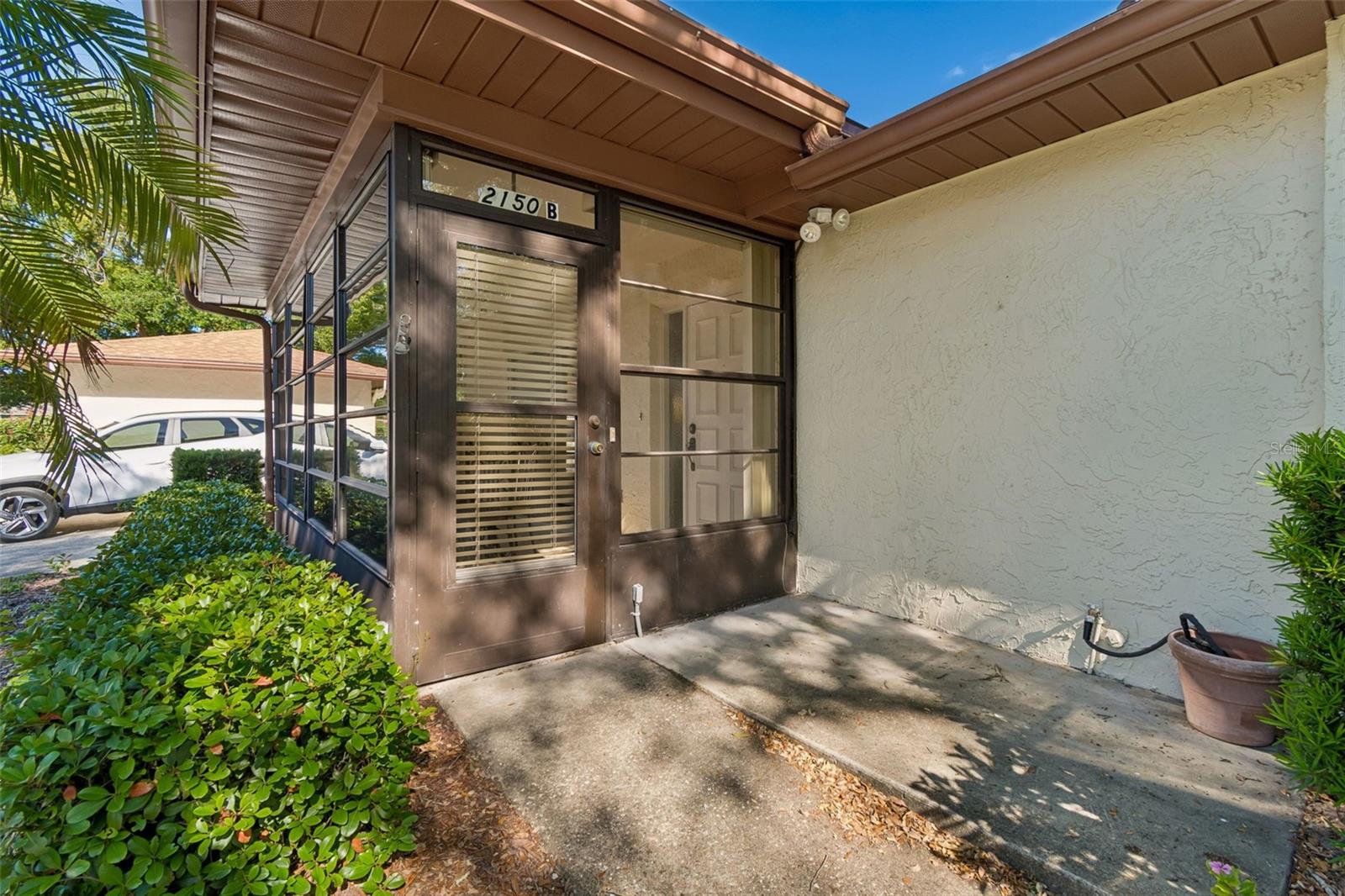 VILLA CONDO I - Residential