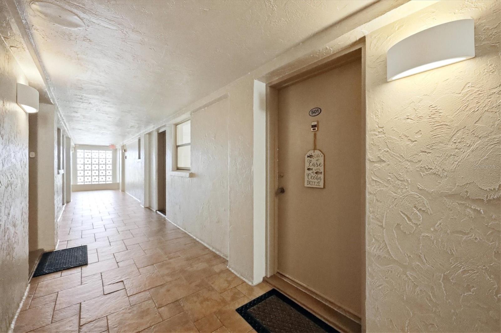 800 BENJAMIN FRANKLIN DRIVE 501, SARASOTA, FL, 34236 4 800 BENJAMIN FRANKLIN DRIVE 501