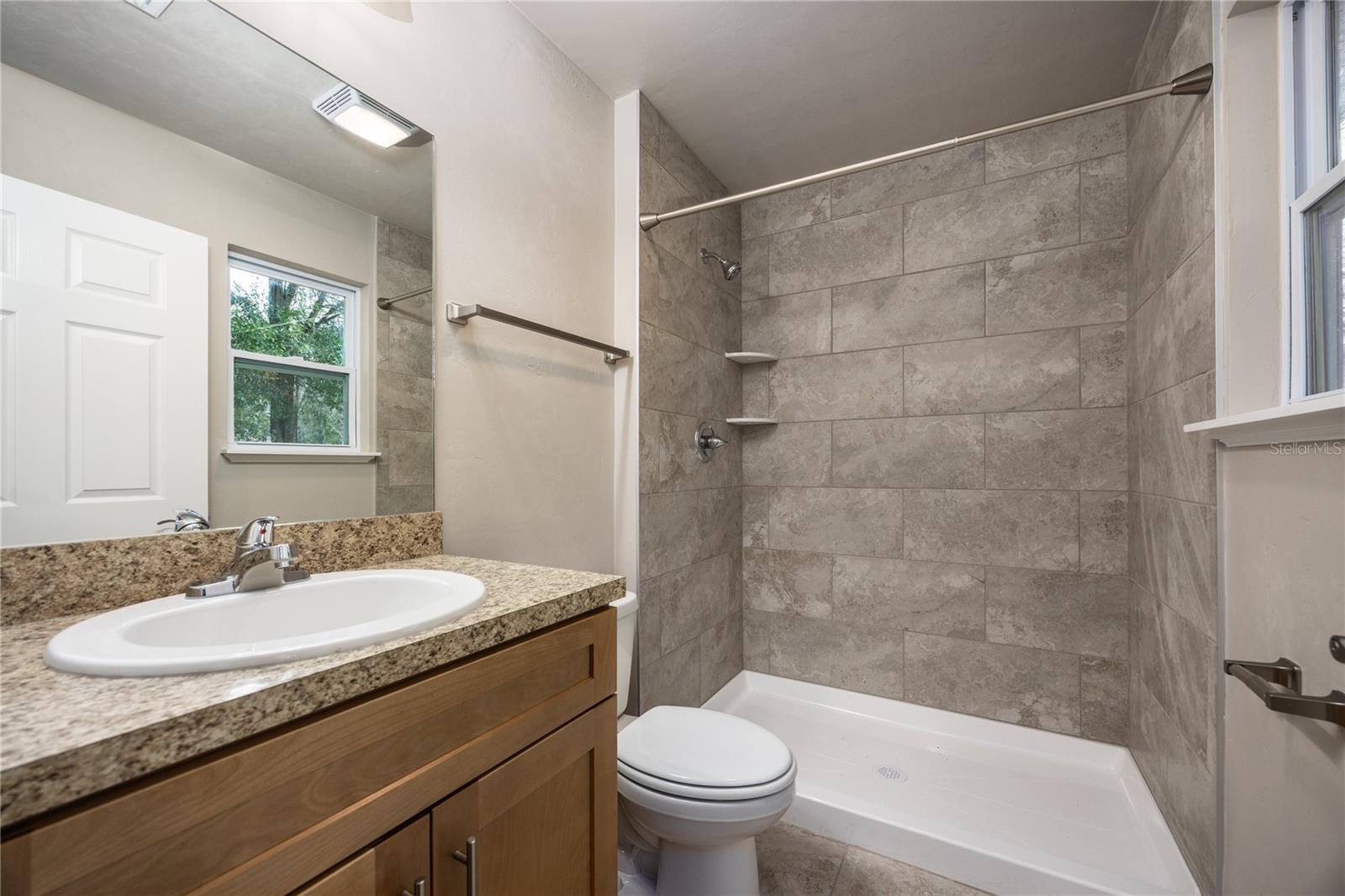 LANAS PLACE - Residential