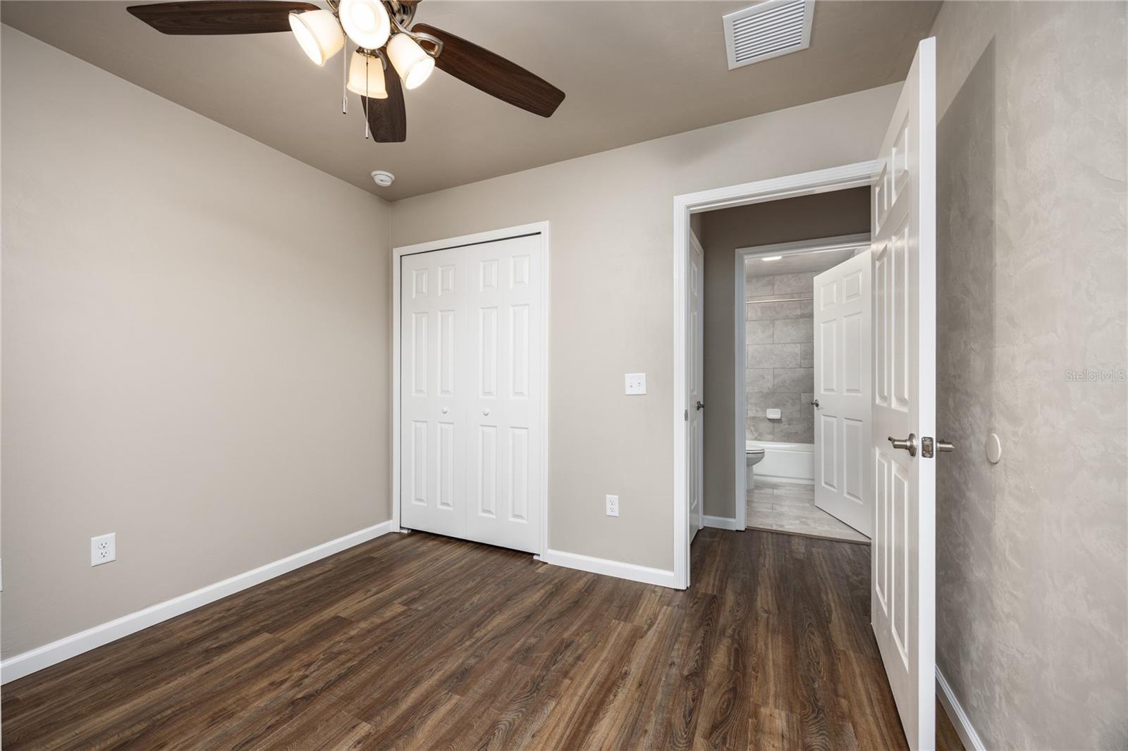 LANAS PLACE - Residential