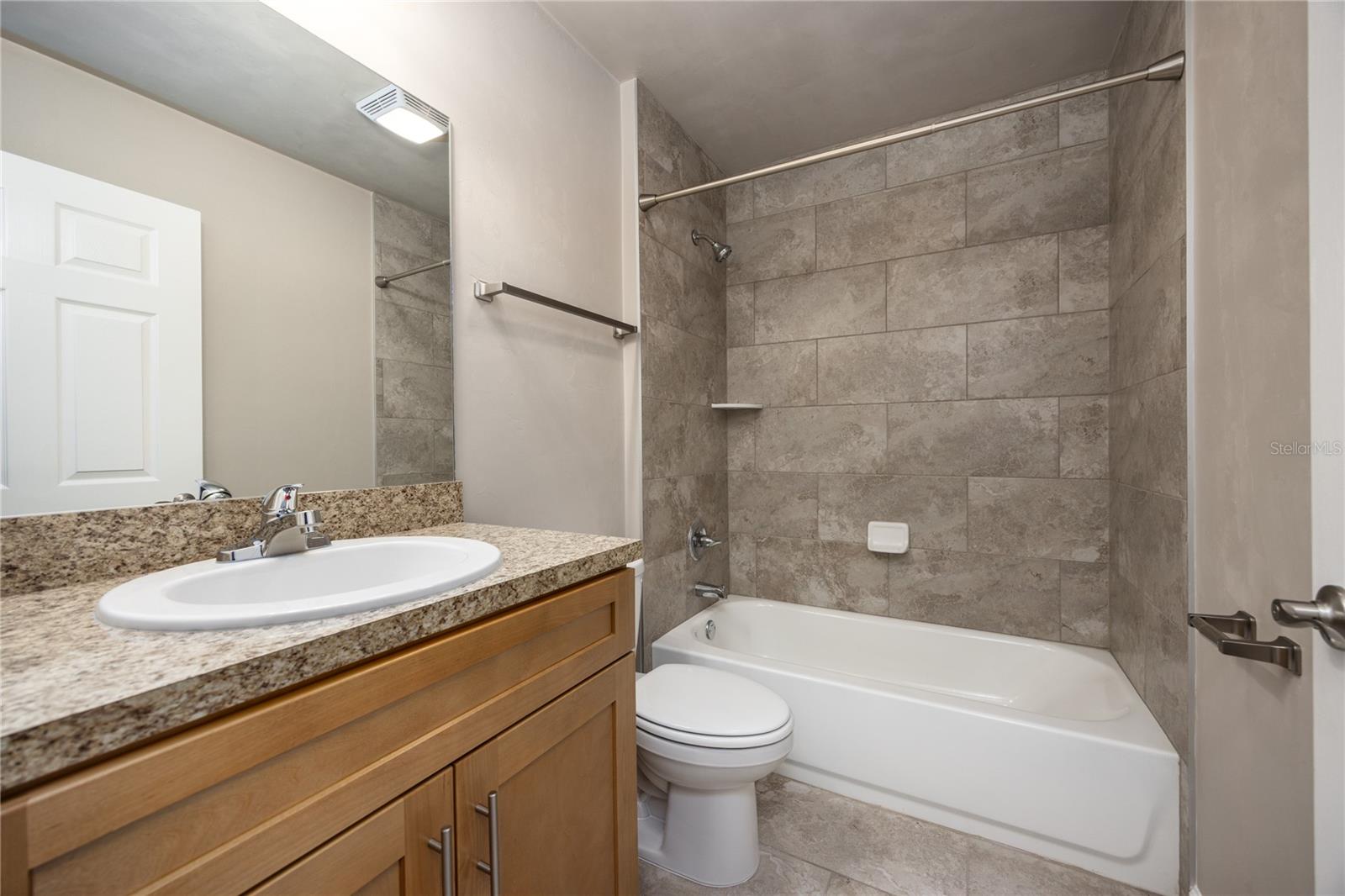 LANAS PLACE - Residential