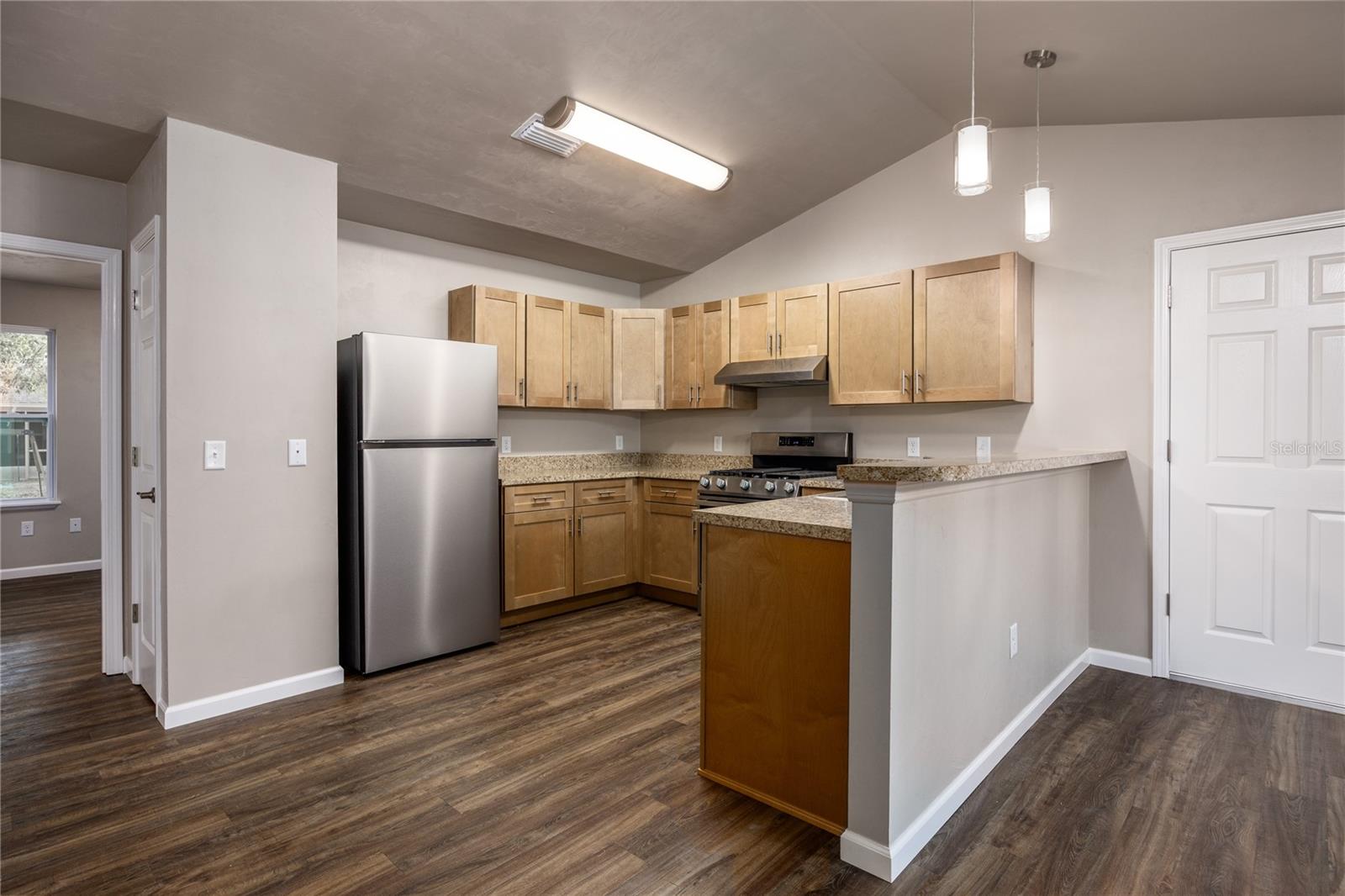 LANAS PLACE - Residential