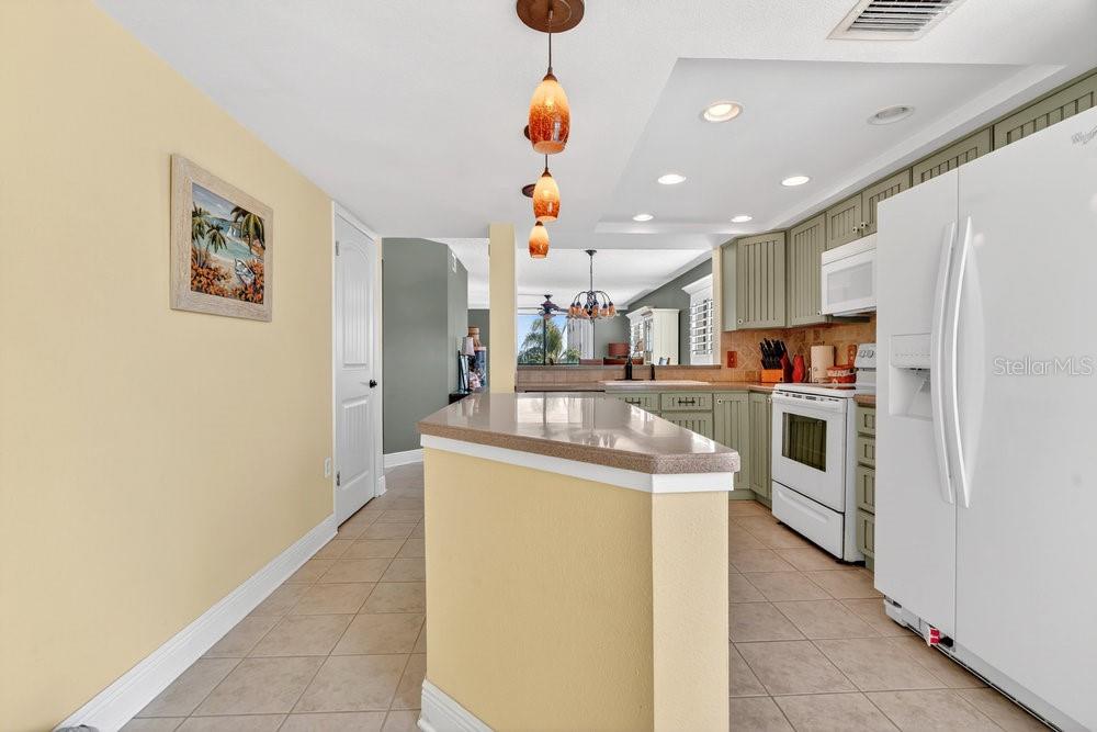 PASADENA COVE CONDO - Residential