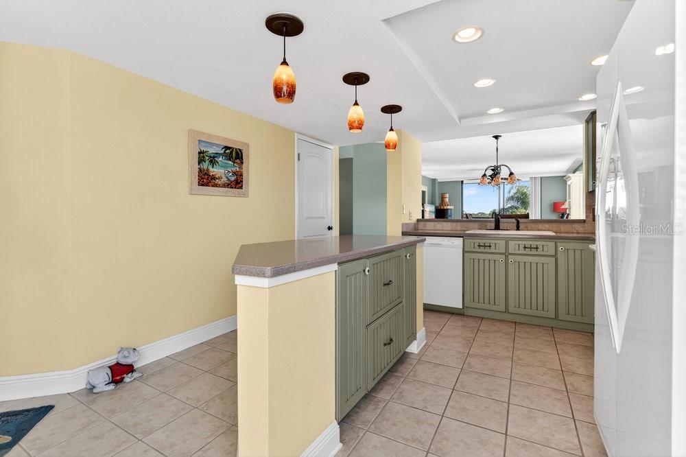 PASADENA COVE CONDO - Residential