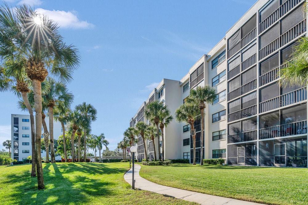 PASADENA COVE CONDO - Residential