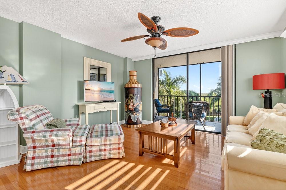 PASADENA COVE CONDO - Residential