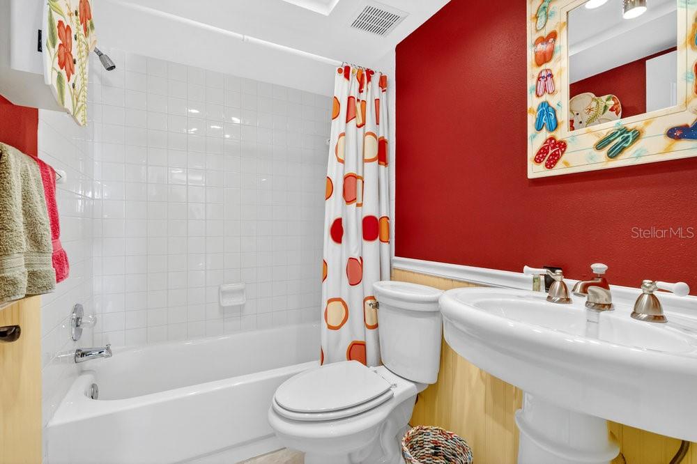 PASADENA COVE CONDO - Residential