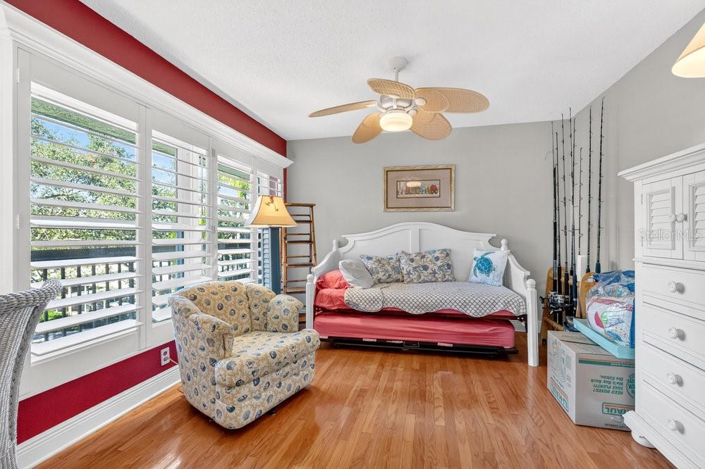 PASADENA COVE CONDO - Residential