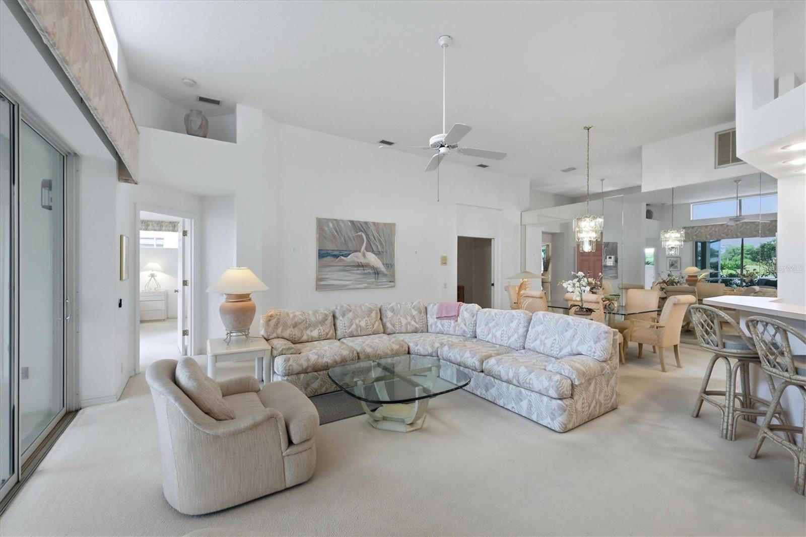 UNIVERSITY PARK COUNTRY CLUB - Residential