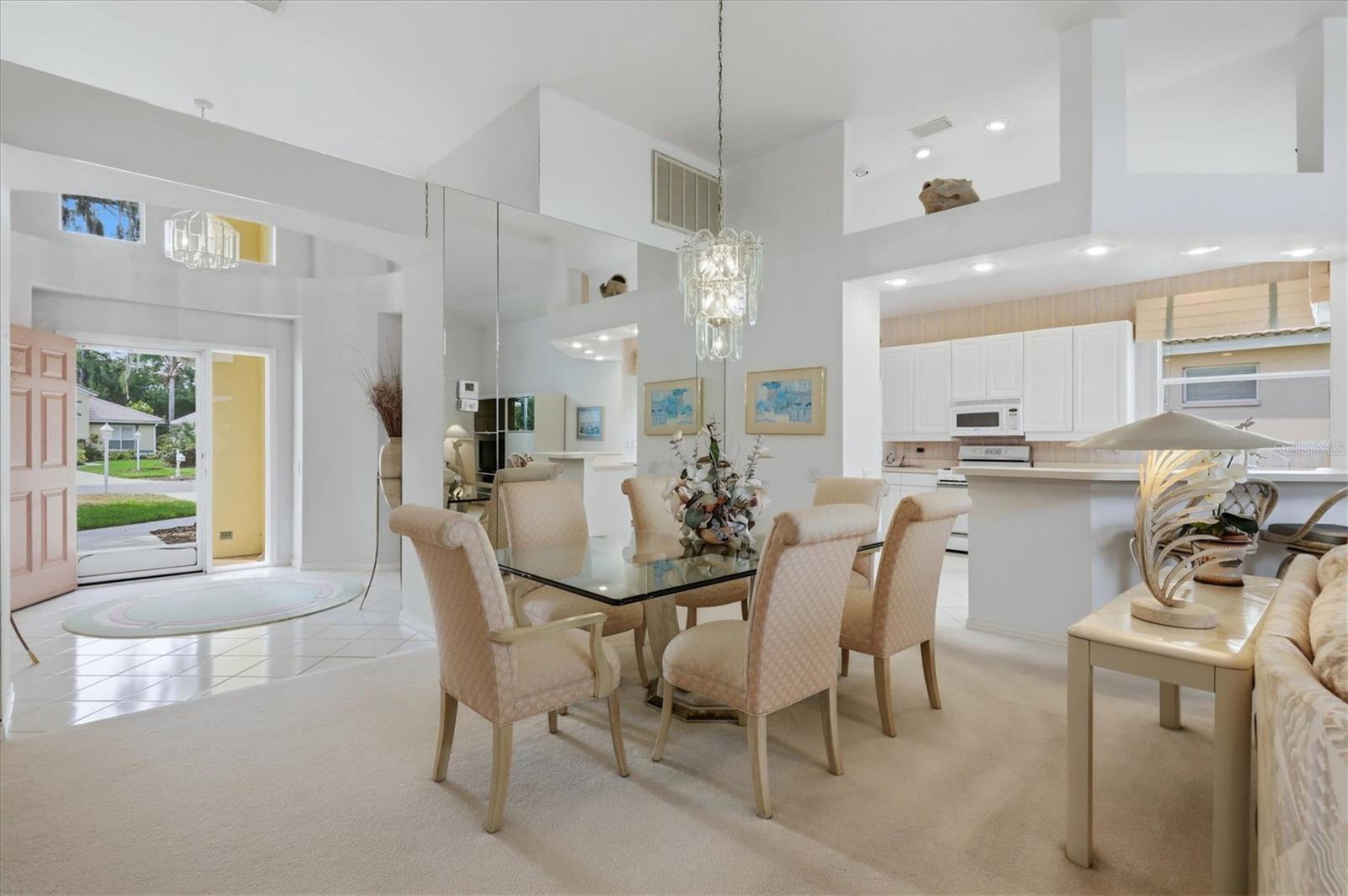 UNIVERSITY PARK COUNTRY CLUB - Residential