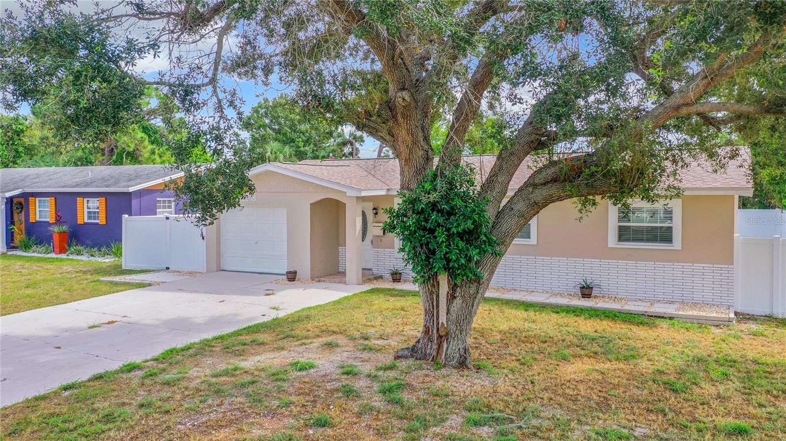 LAKEWOOD ESTATES JEDLOVECS ADD - Residential