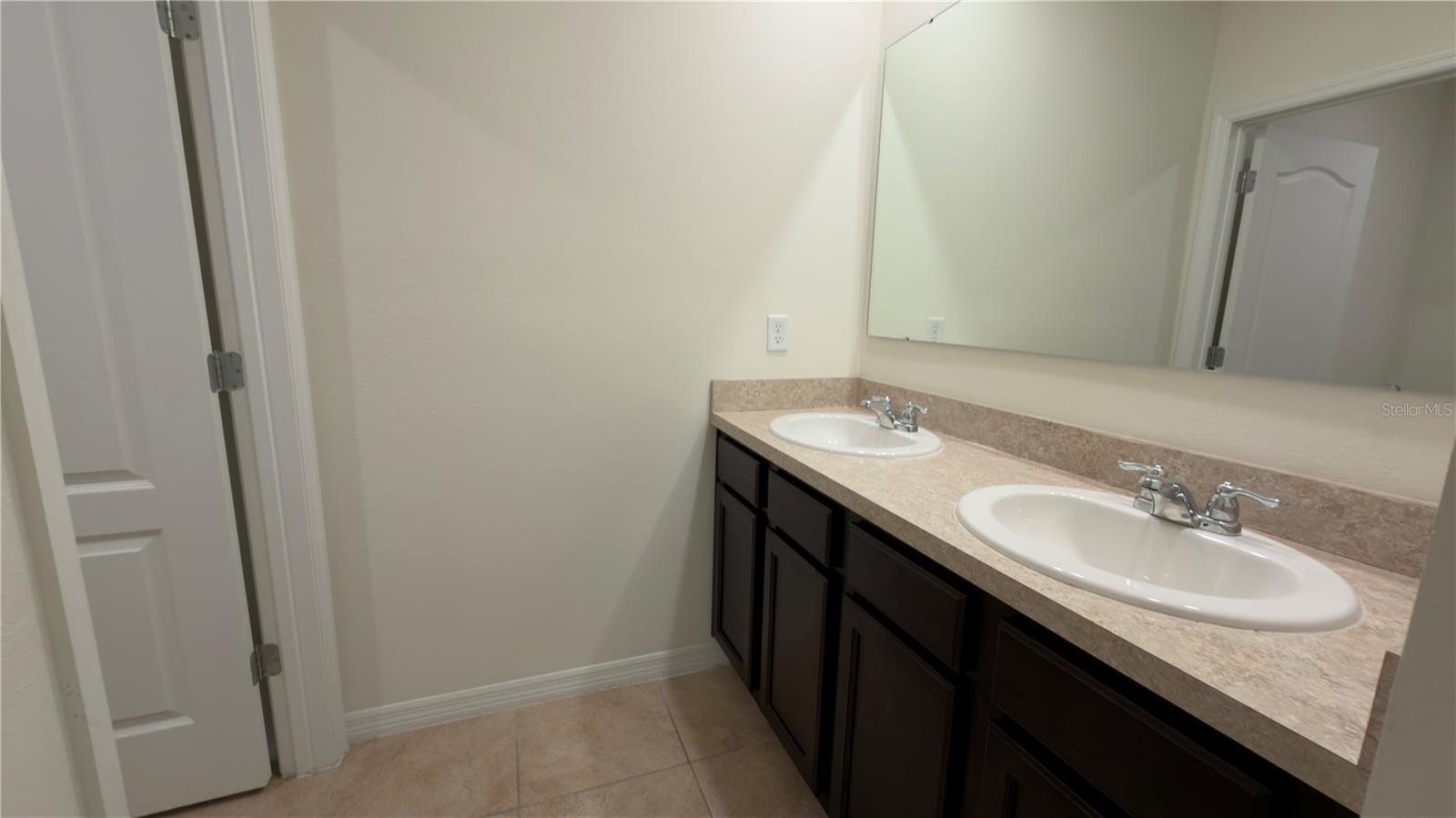 MEADOW WALK-PH 2 - Residential