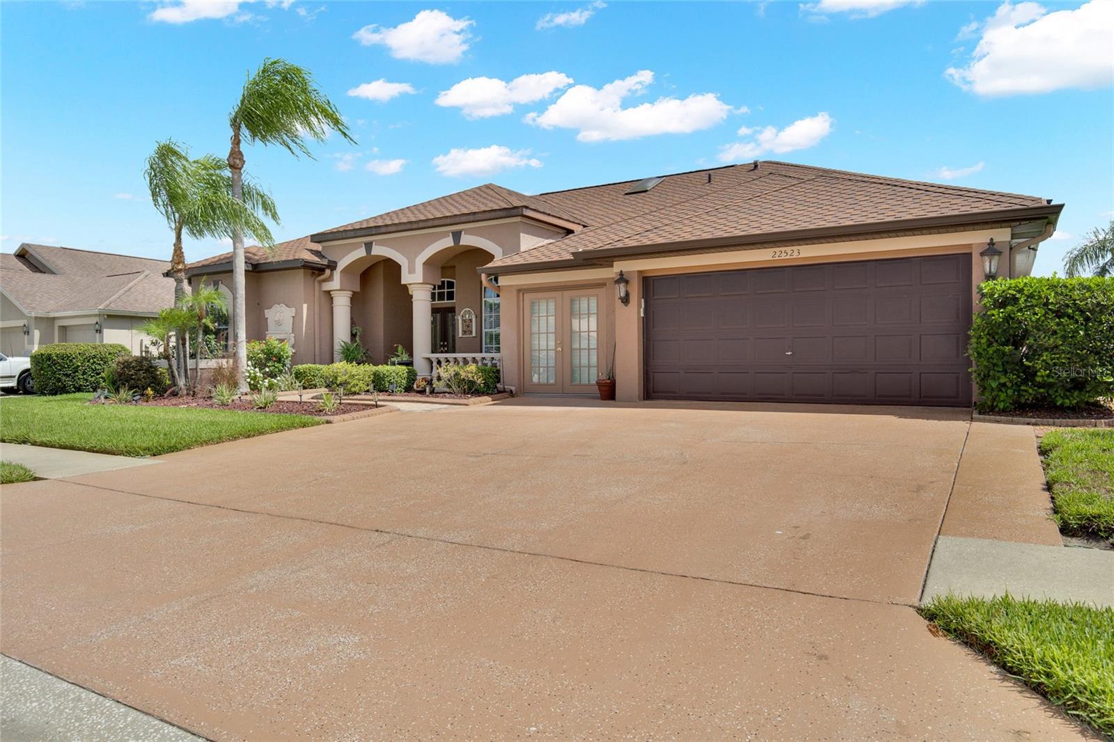 22523 WILLOW LAKES DRIVE