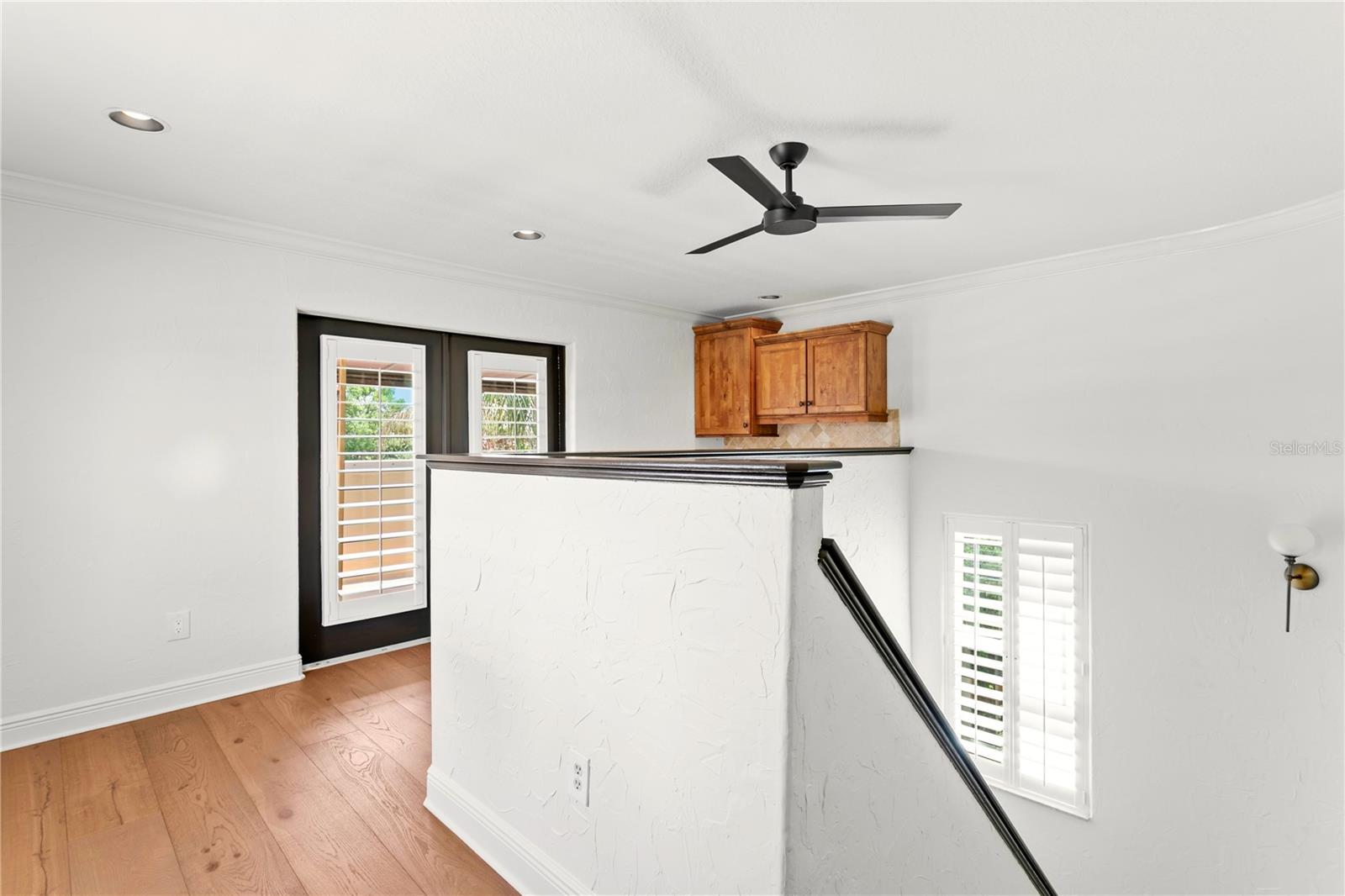 BAY BLUFF - Residential