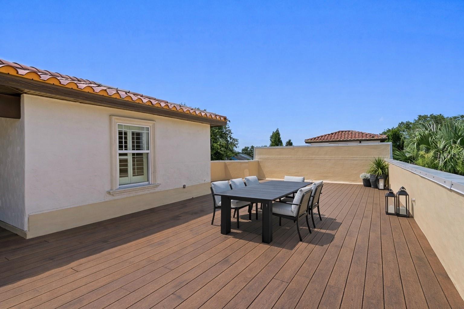 BAY BLUFF - Residential