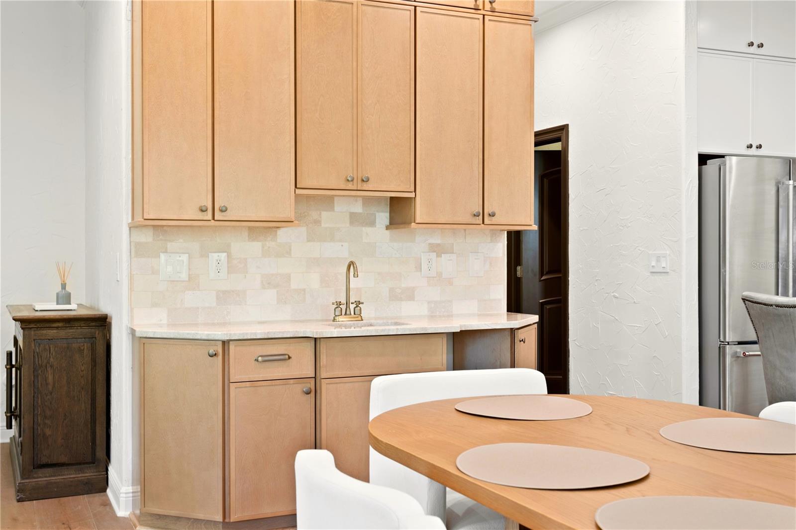 BAY BLUFF - Residential