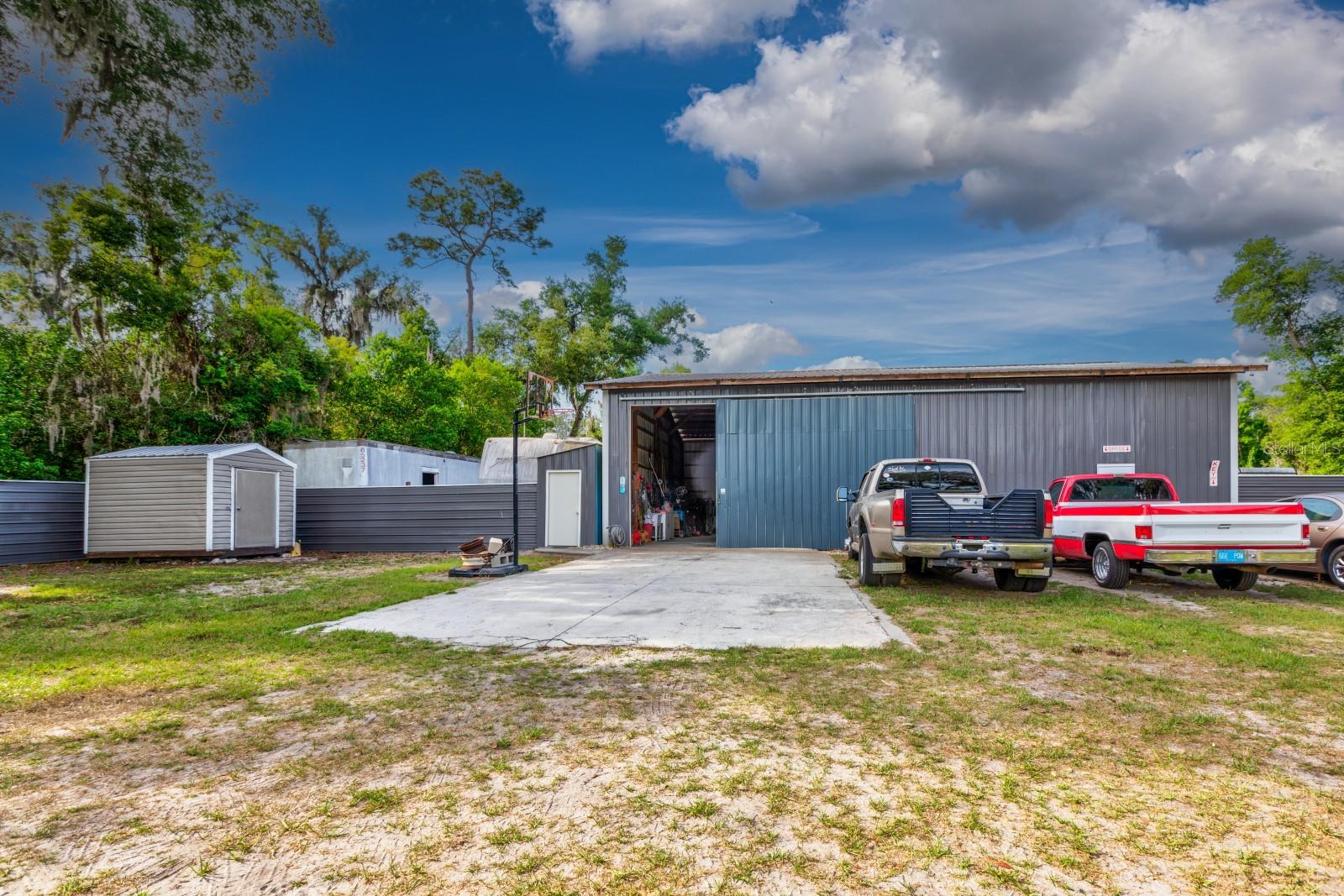 ACREAGE & UNREC - Residential