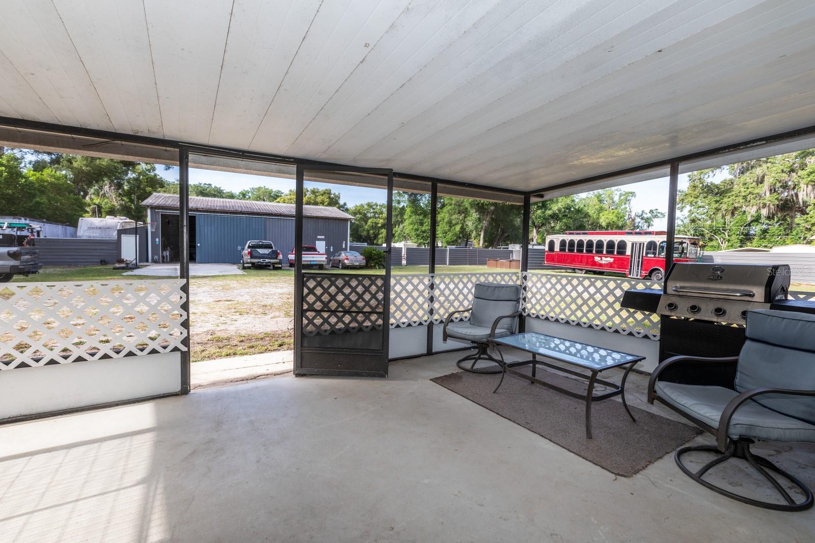 ACREAGE & UNREC - Residential
