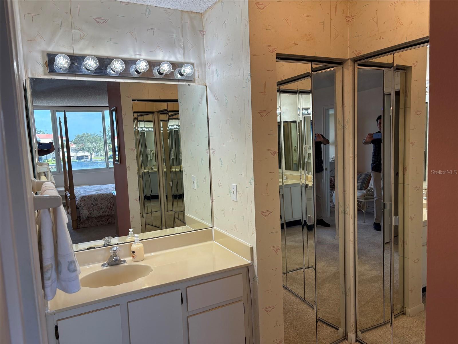 ISLA KEY CONDO - Residential Lease