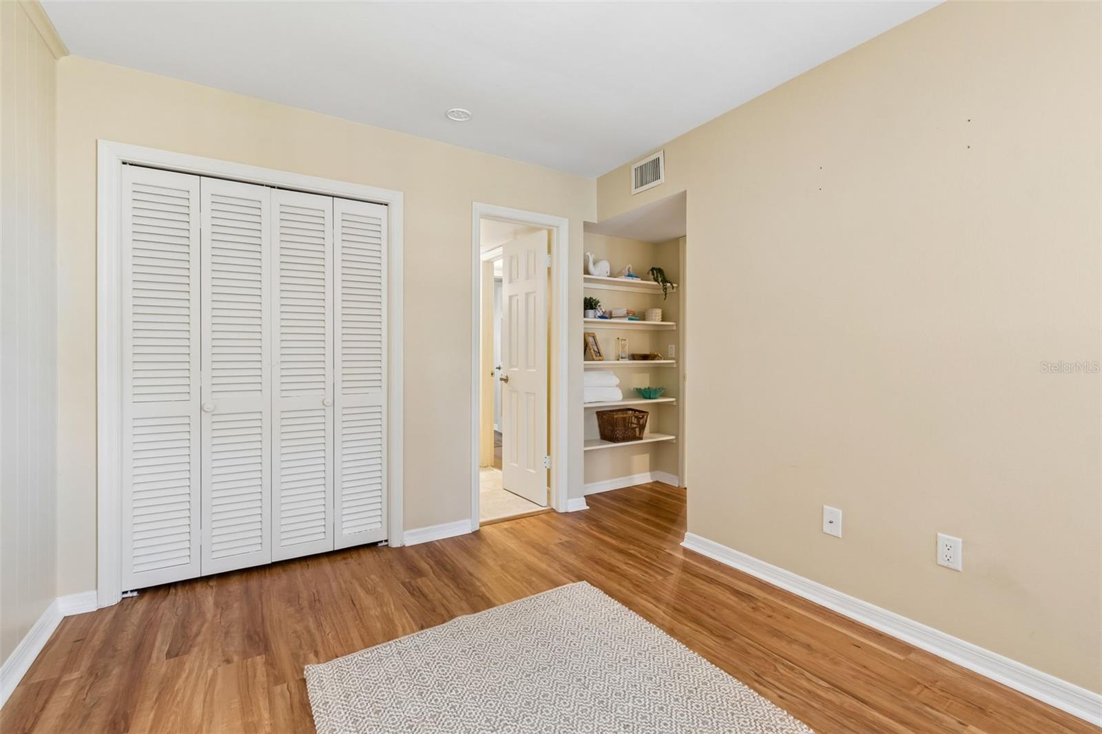 THE GRAND AT OLDE CARROLLWOOD - Residential