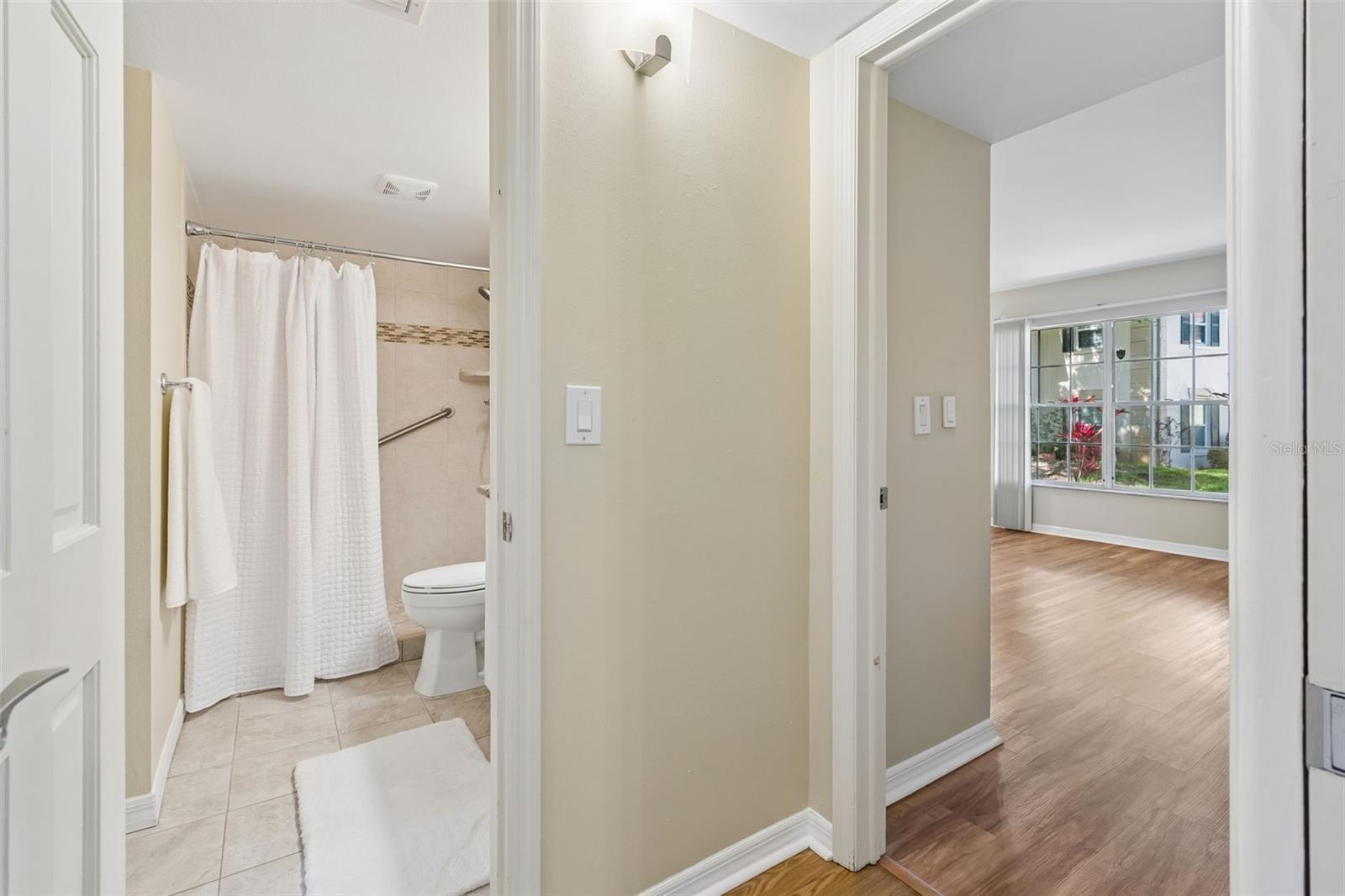 THE GRAND AT OLDE CARROLLWOOD - Residential