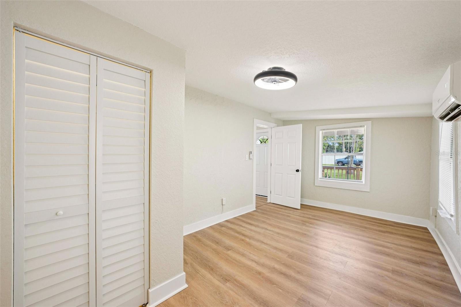 WEST BURNSIDE AT LEALMAN - Residential