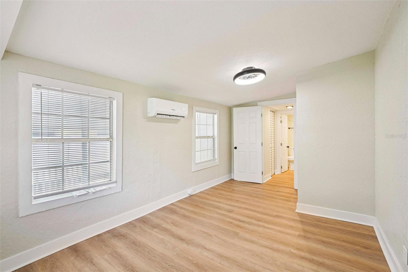 WEST BURNSIDE AT LEALMAN - Residential