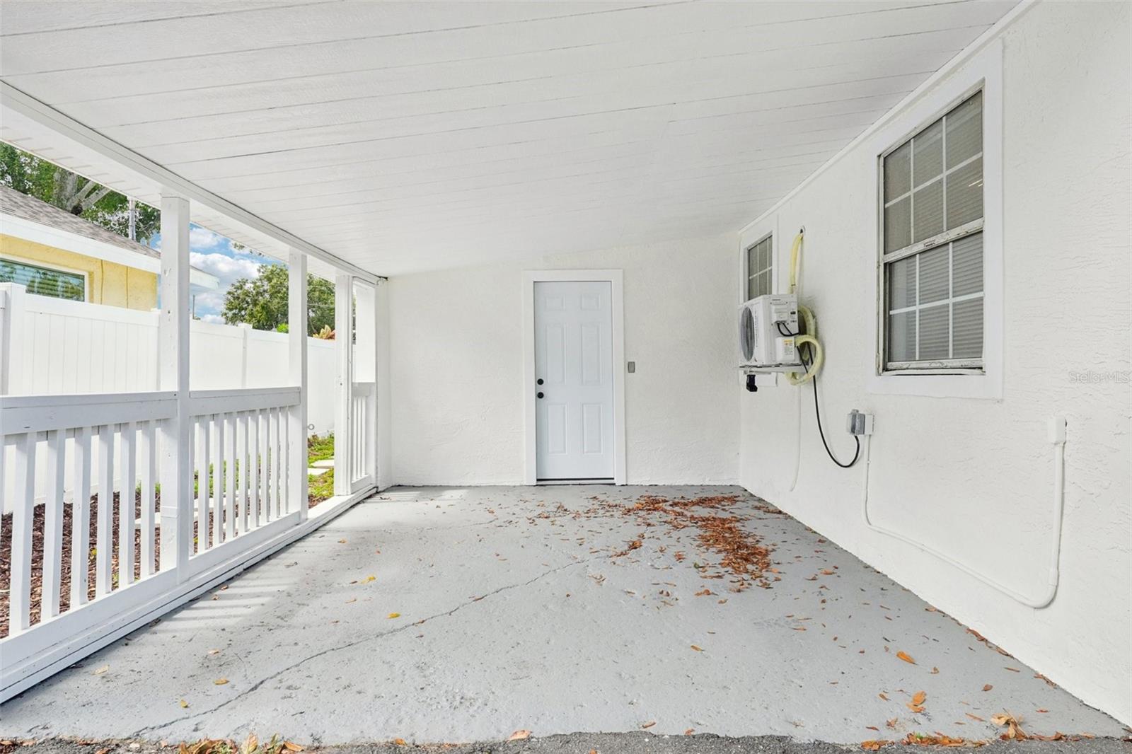 WEST BURNSIDE AT LEALMAN - Residential
