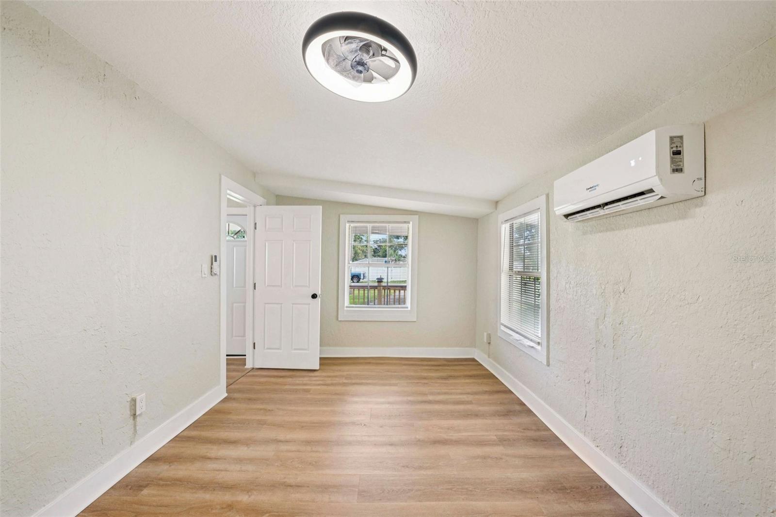 WEST BURNSIDE AT LEALMAN - Residential