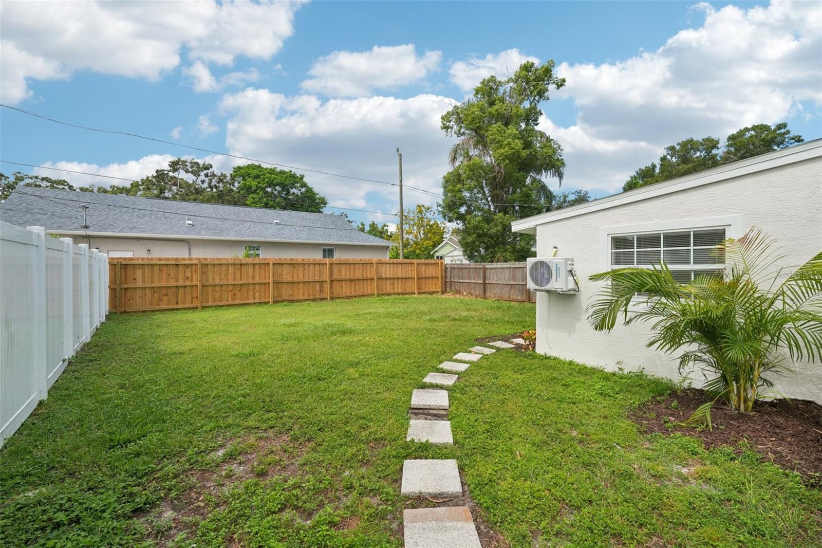 WEST BURNSIDE AT LEALMAN - Residential