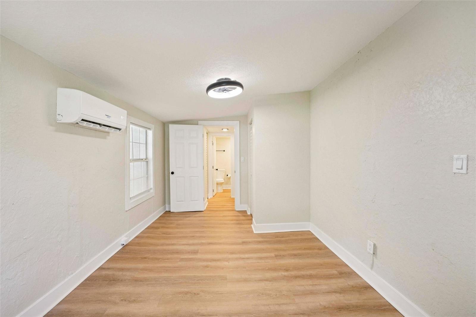 WEST BURNSIDE AT LEALMAN - Residential